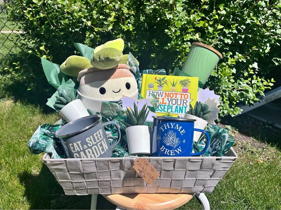 Plant Lover Gift Basket