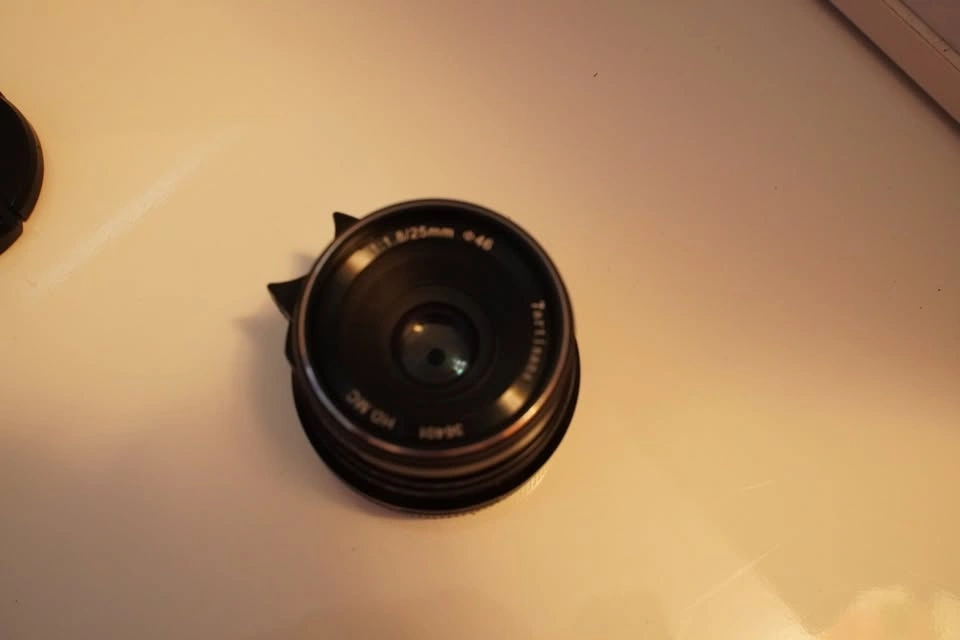 7artisans 25mm f/1.8 Manual Focus Lens (Canon EF-M Mount) - photo 2