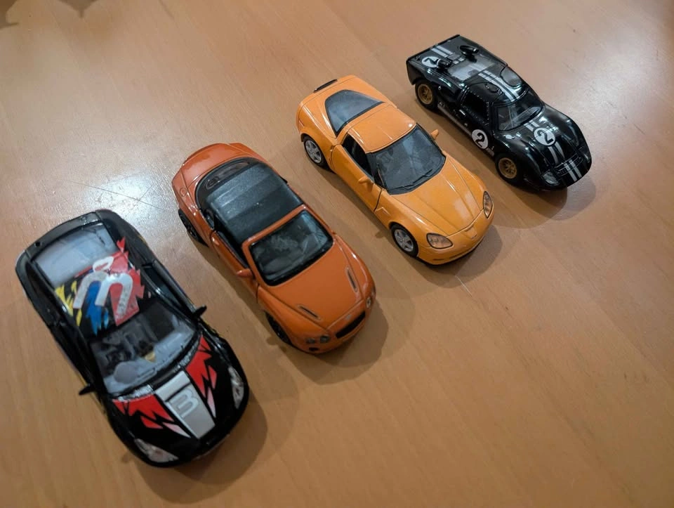 Diecast Toy Cars - photo 3