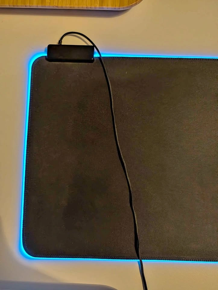 Razer Light Up Mouse/Desk Pad