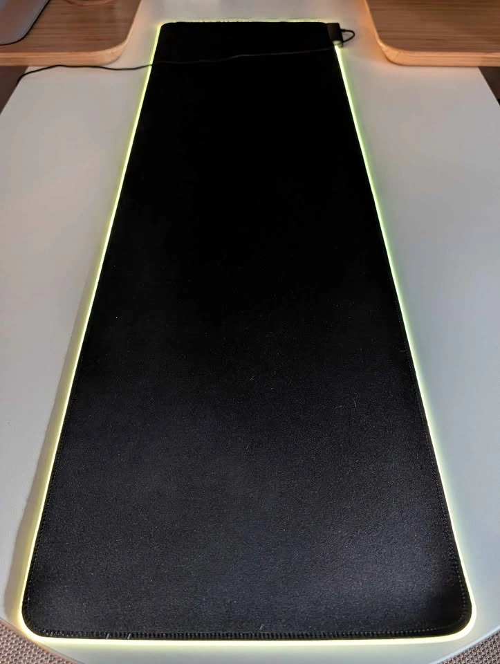 Razer Light Up Mouse/Desk Pad - photo 2