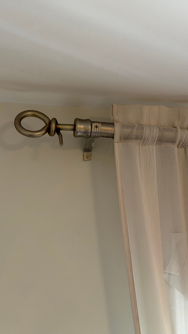 Curtain Rod and Sheer Curtains - photo 2