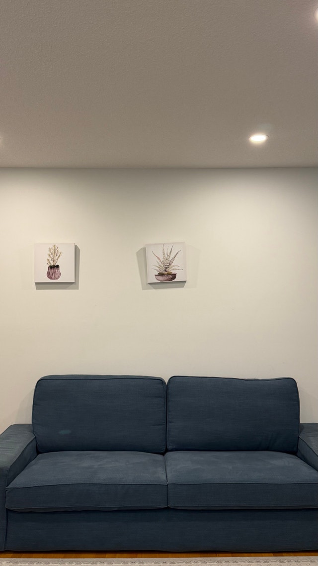 IKEA Sofa - photo 3
