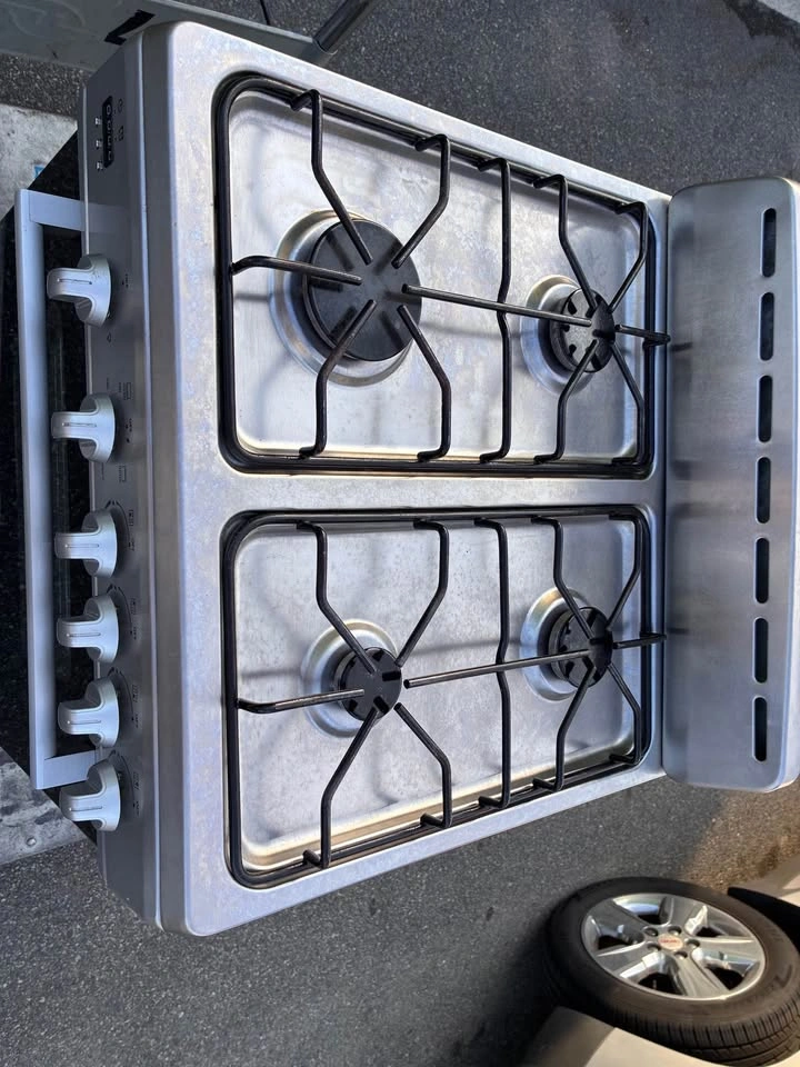 Avanti Gas Stove with Oven - photo 2