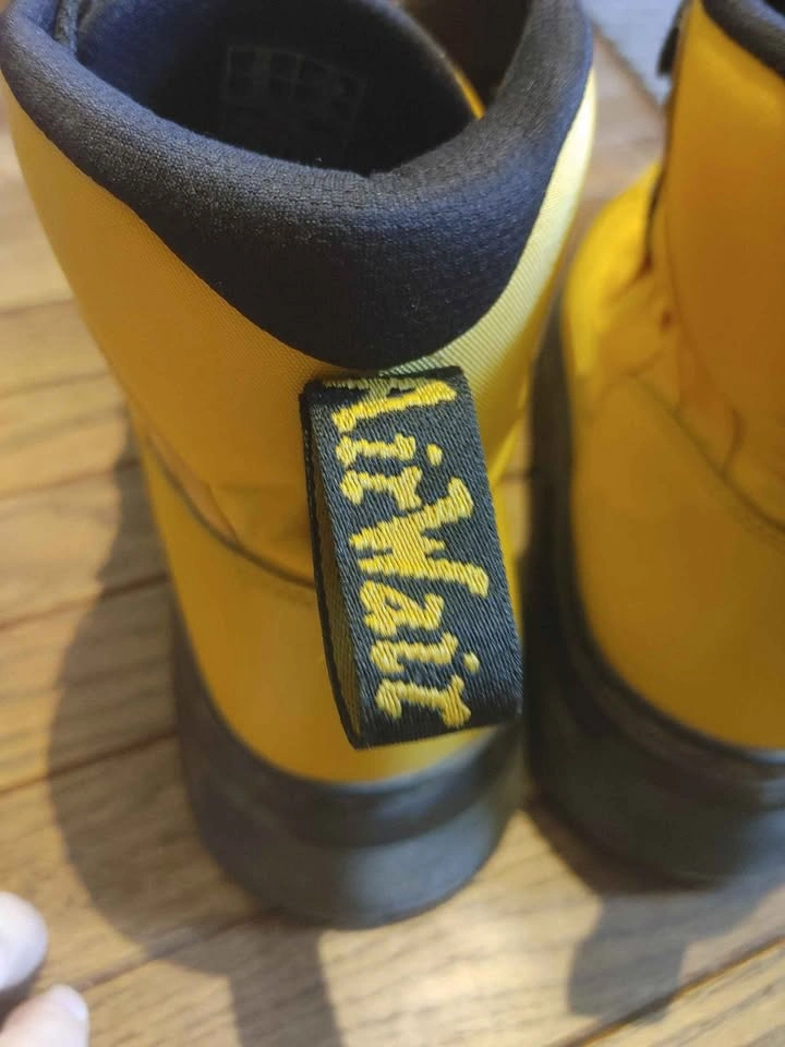 Yellow Doc Martens boots - photo 2