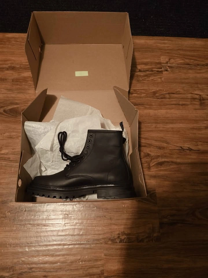 Oliberté London Mens Boots Size 11M (Made in Canada)