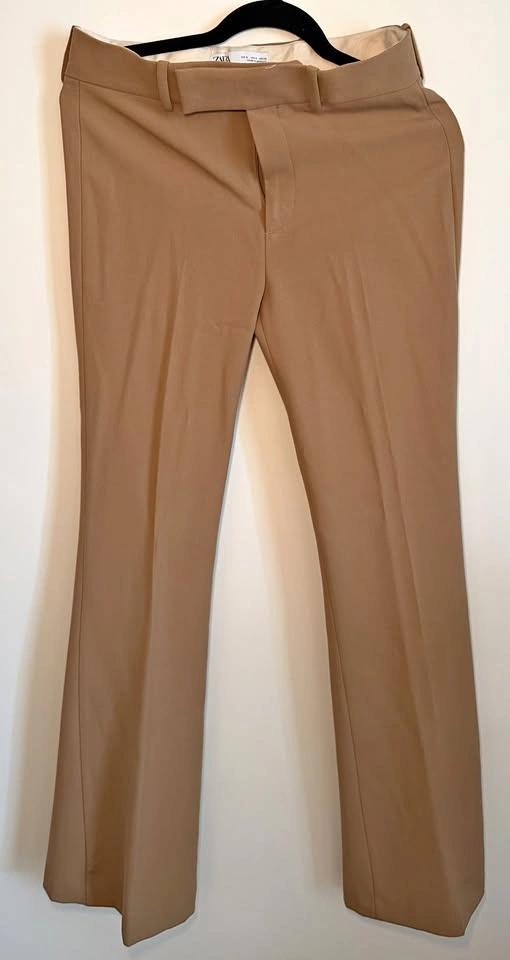 Small flared trousers