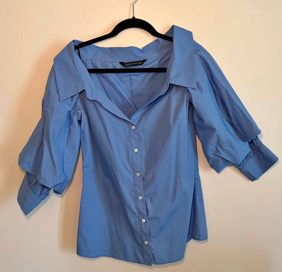 Small Zara off-shoulder puff sleeve top