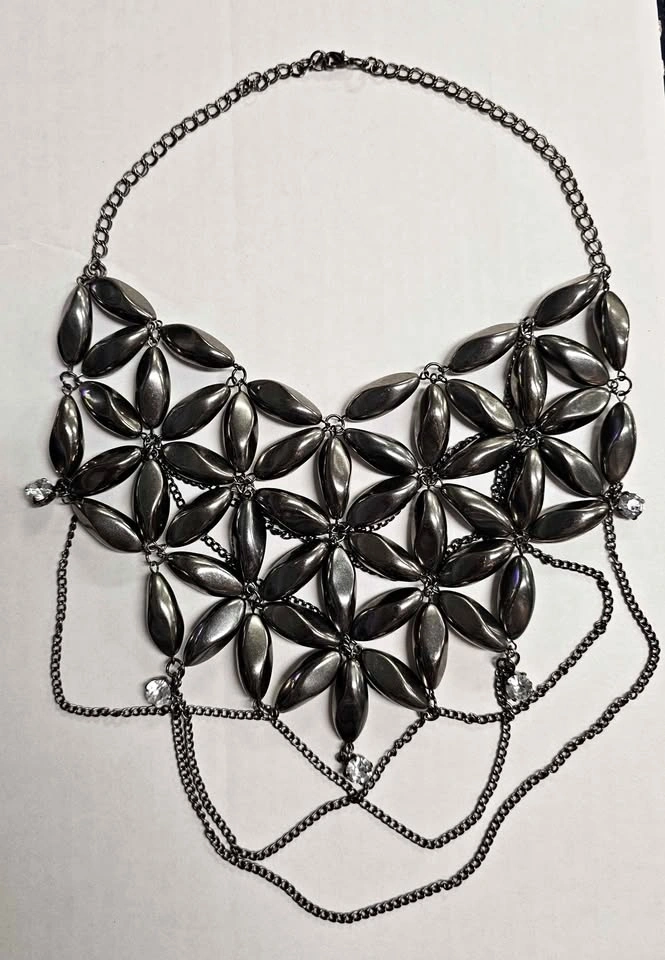 Vintage Gothic Gunmetal Gray Flower Statement Bib Necklace