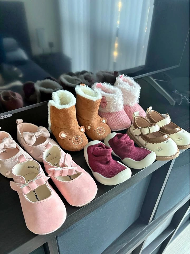 Lot of 6 Baby Shoes – Sold as a Set ⭐