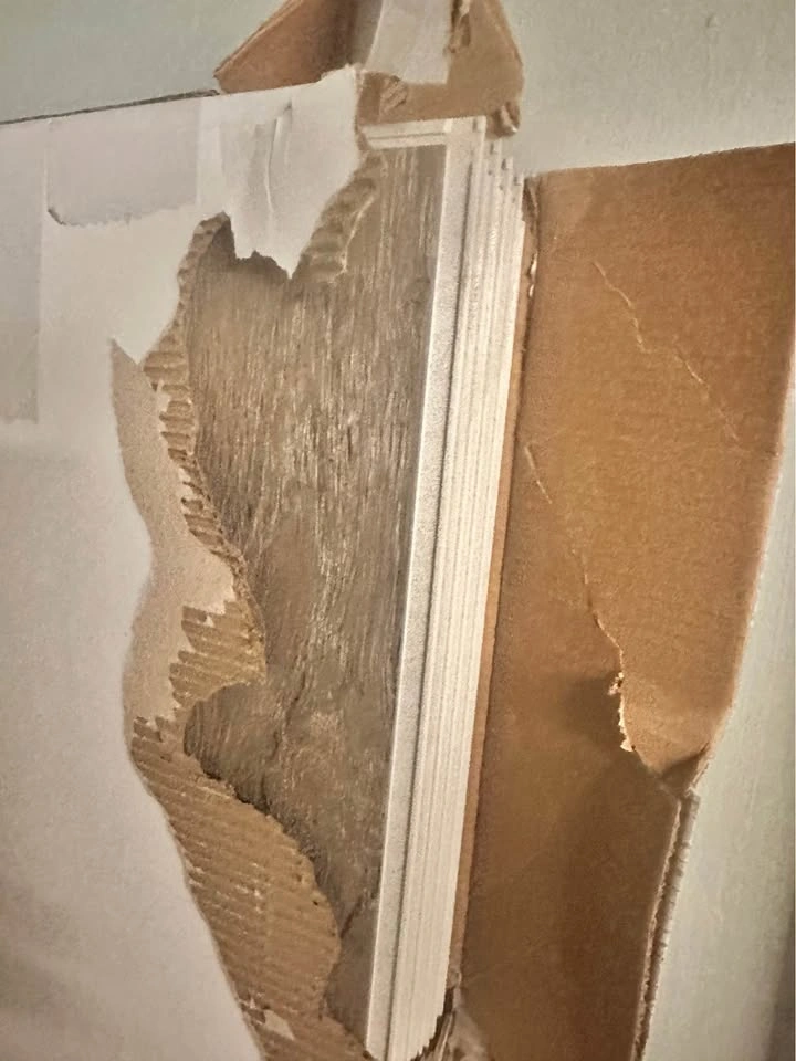 Wood-Look Flooring Planks (LVP / Laminate) – Leftover Box - photo 2