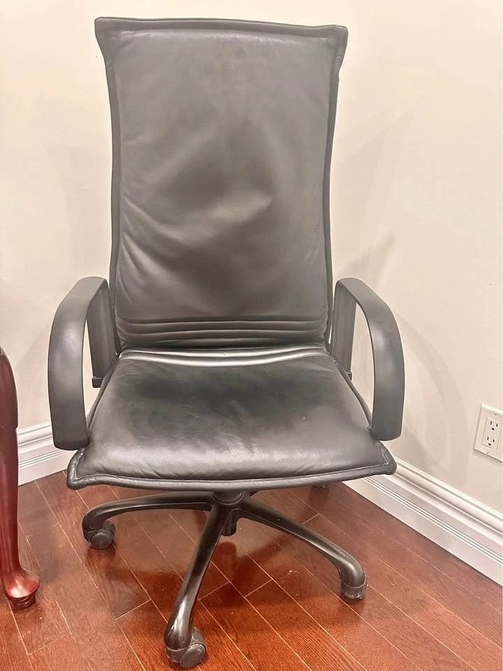 Black Office Chair – Fixed Height