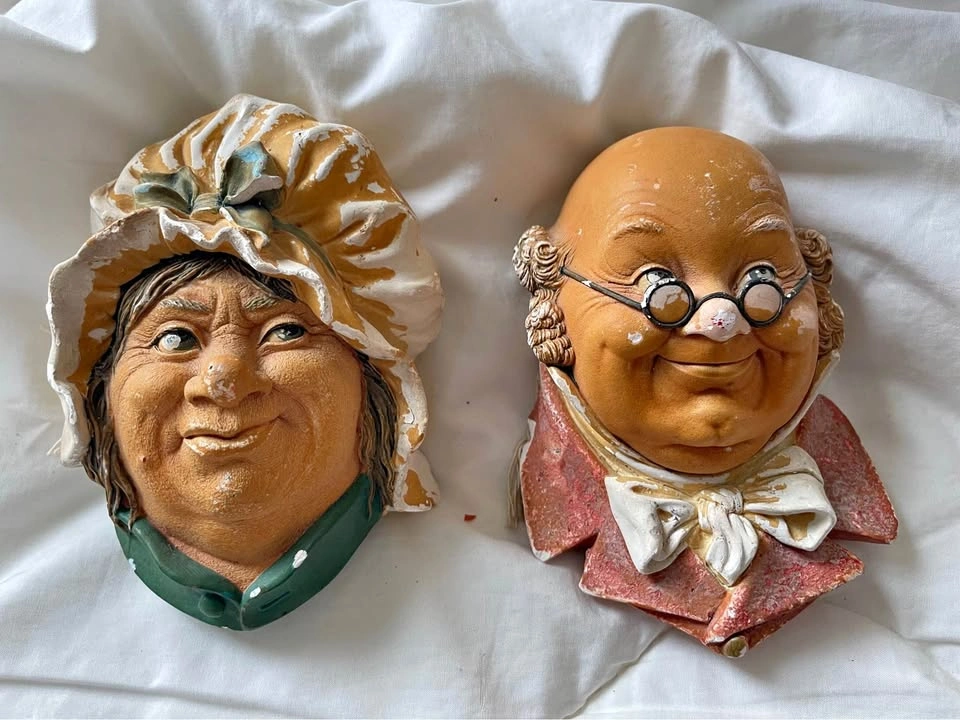 Vintage Bossons Chalkware Heads – Mr. Pickwick & Sarah Gamp