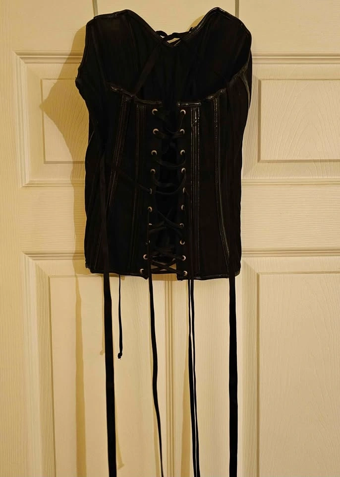 Vintage Frederick's of Hollywood Lace-Up Corset Top - Size M - photo 2