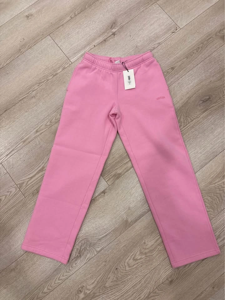 Aritzia - BNWT Sweats - photo 2