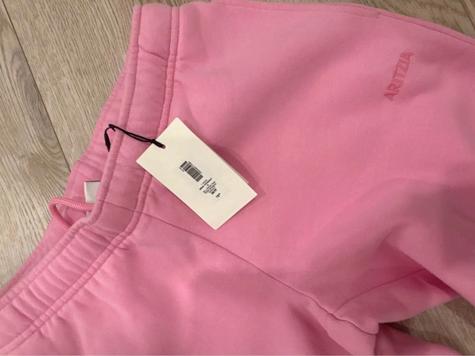 Aritzia - BNWT Sweats - photo 3