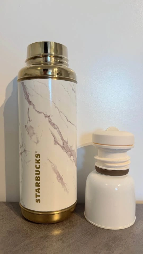 Moving sale // Bottle - Starbucks/contigo, starts from $5.00 - photo 2