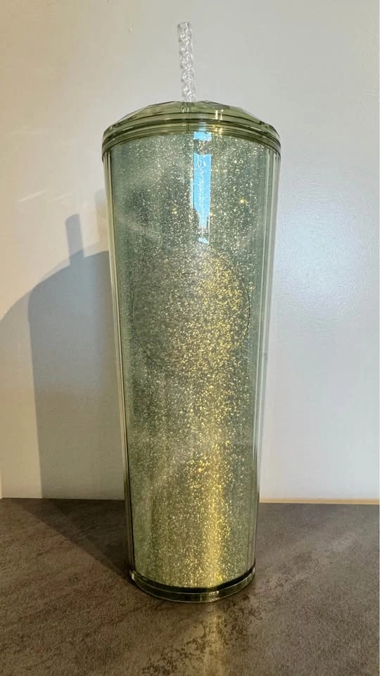 Moving sale // Bottle - Starbucks/contigo, starts from $5.00 - photo 3
