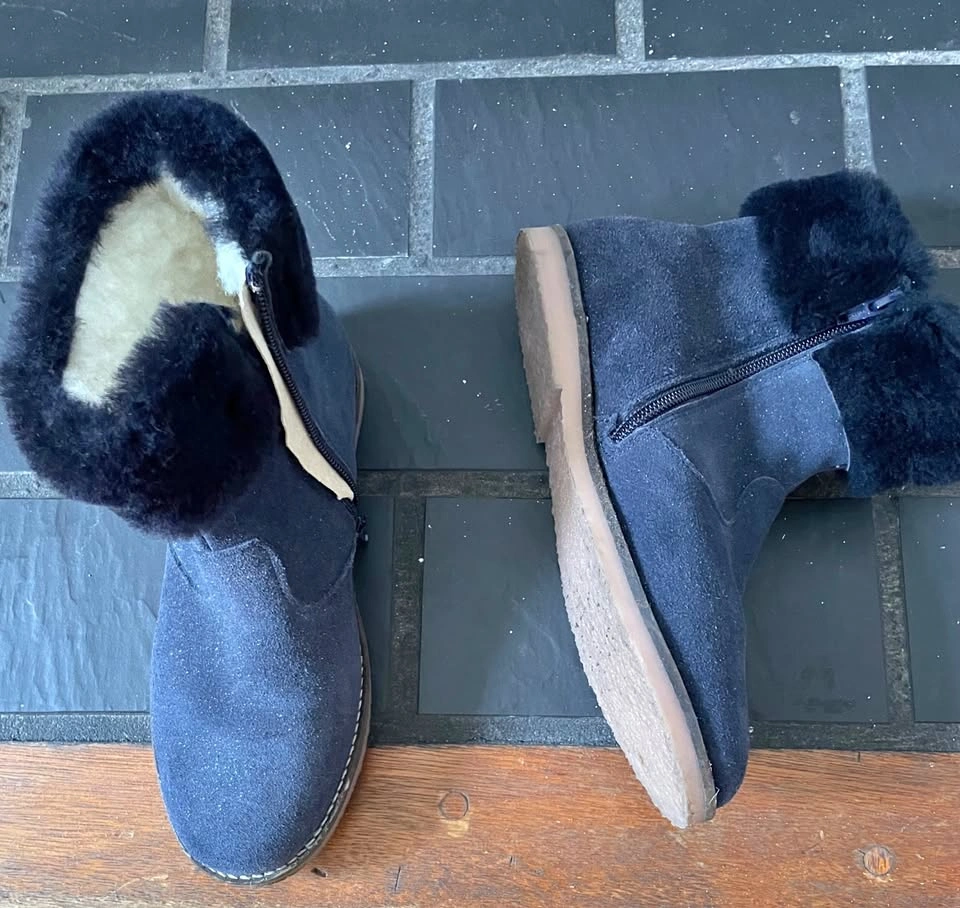 Jacadi Girls Blue suede Ankle Boots - USED ONCE - Size 35