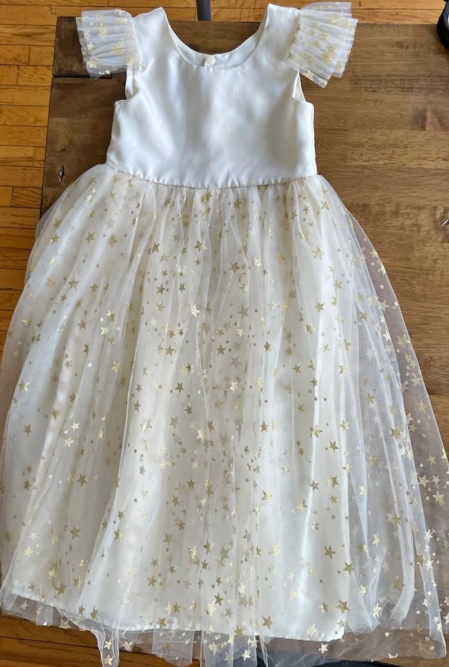 Jacadi Girls White Dress - Very Good Condition - 6-8ys