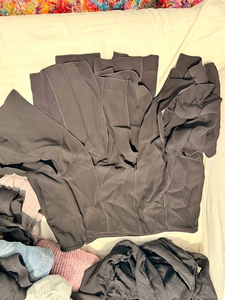 Armani Collezioni Skirt Size 12