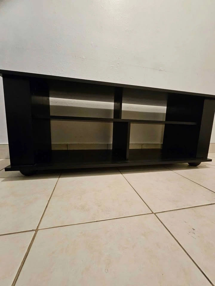 Modern Black TV Bench / Media Console – Excellent Condition - photo 5