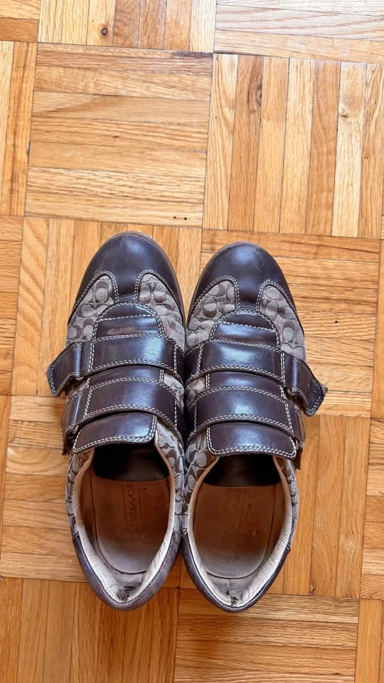 Coach shoes size 8