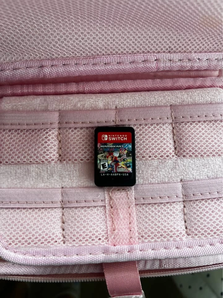 Nintendo Switch Lite Yellow Bundle With Mario kart 8 - photo 5