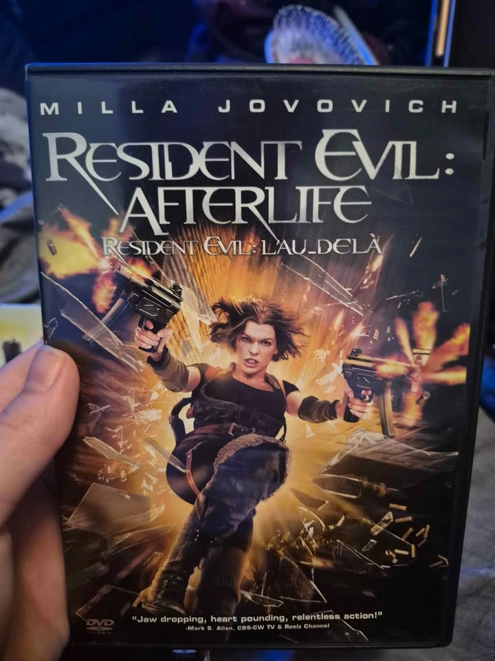 Resident Evil Movies (1-4) - photo 2