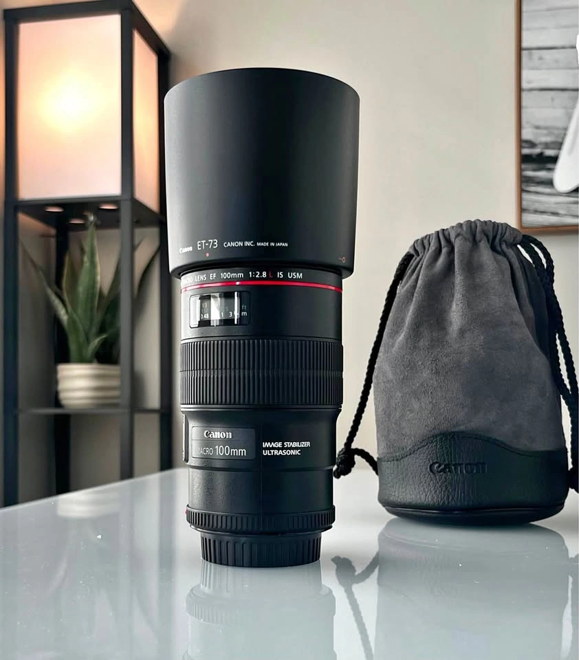 Canon EF 100mm f/2.8L IS USM Macro Lens