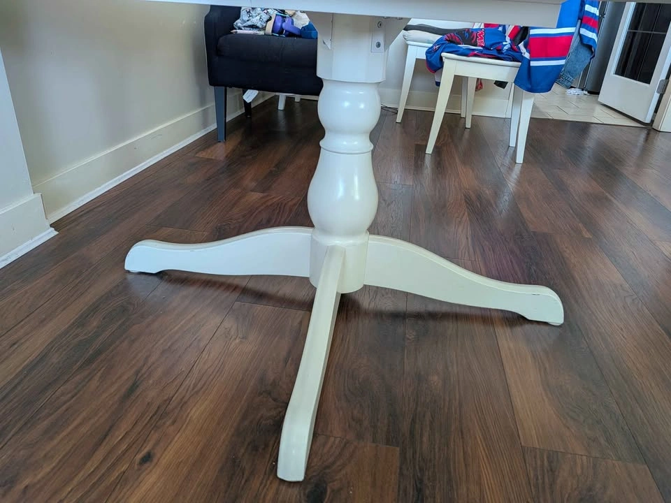 IKEA Ingatorp extendable table - photo 3