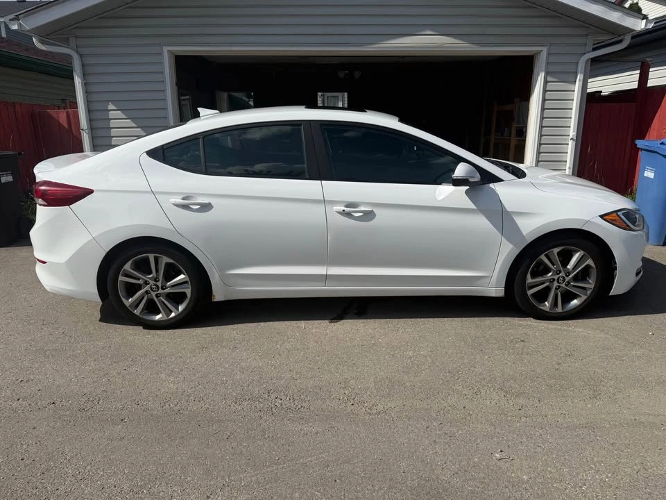 2017 Hyundai Elantra SE – Great Condition | Remote Start | Winte - photo 3