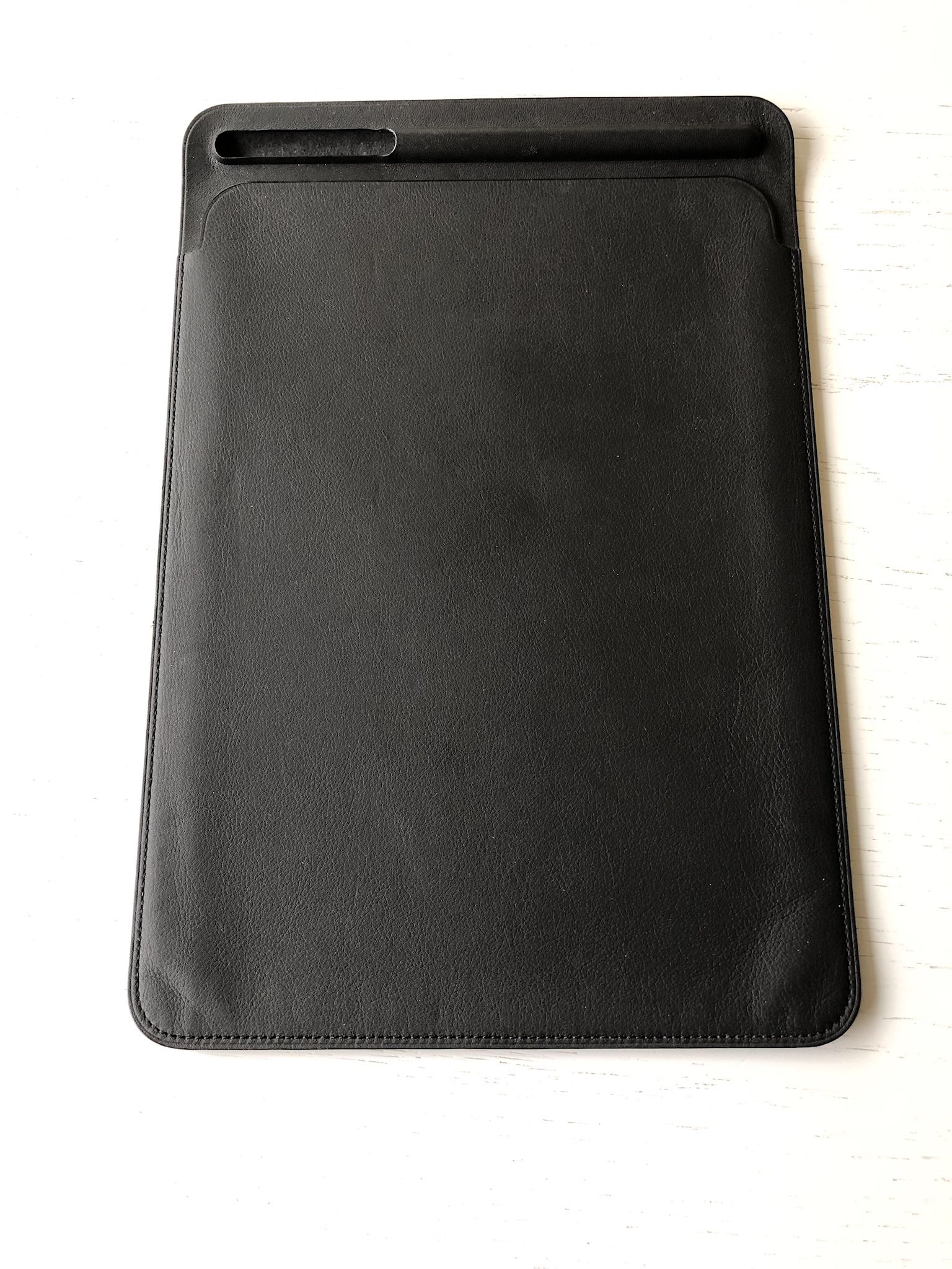 Apple Leather Sleeve (for iPad Pro 10.5-inch) - Black