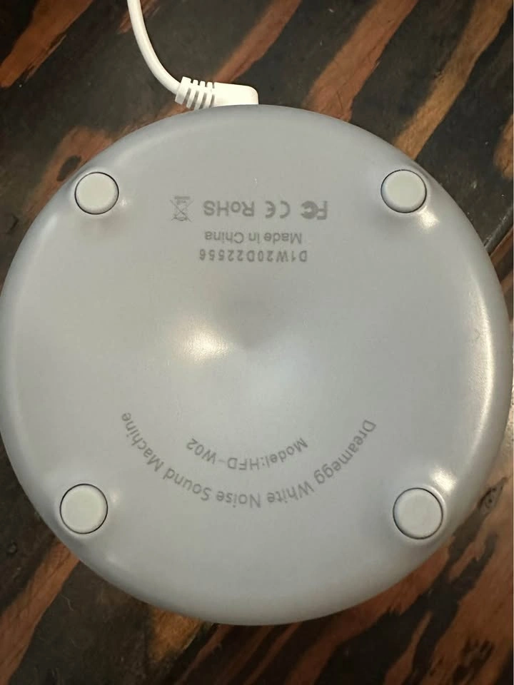 Dreamegg HFD-W02 White Noise Sound Machine - photo 2