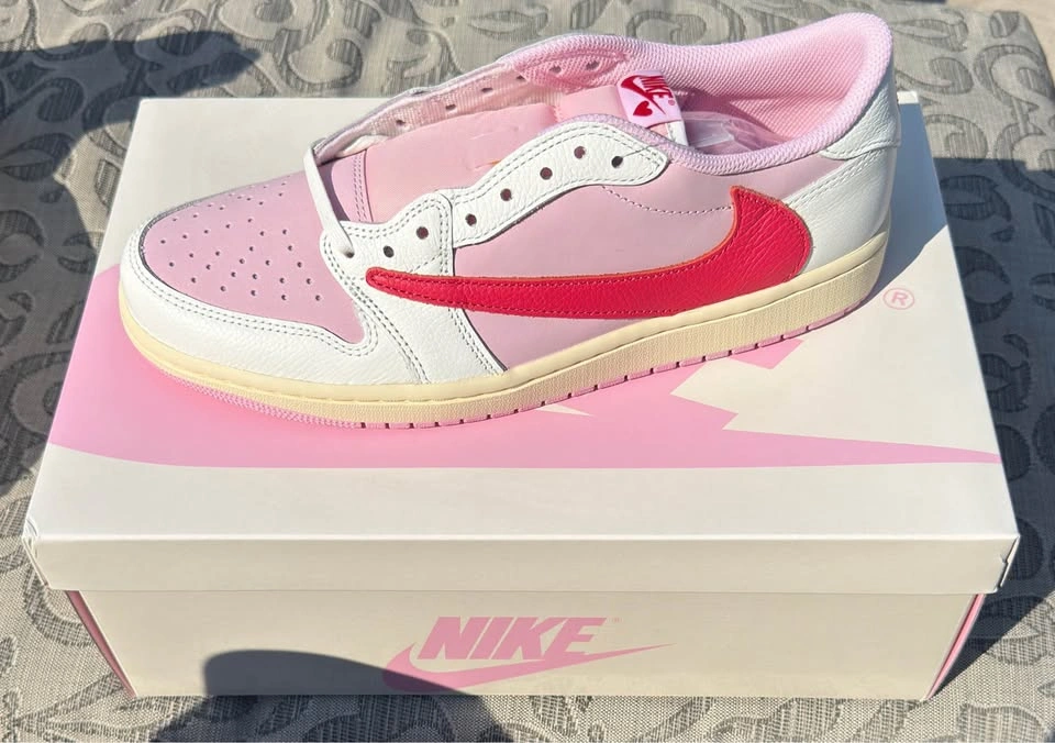 Nike Air Jordan 1 Low Travis Scott Shy Pink Tropical Pink US 10 - photo 3