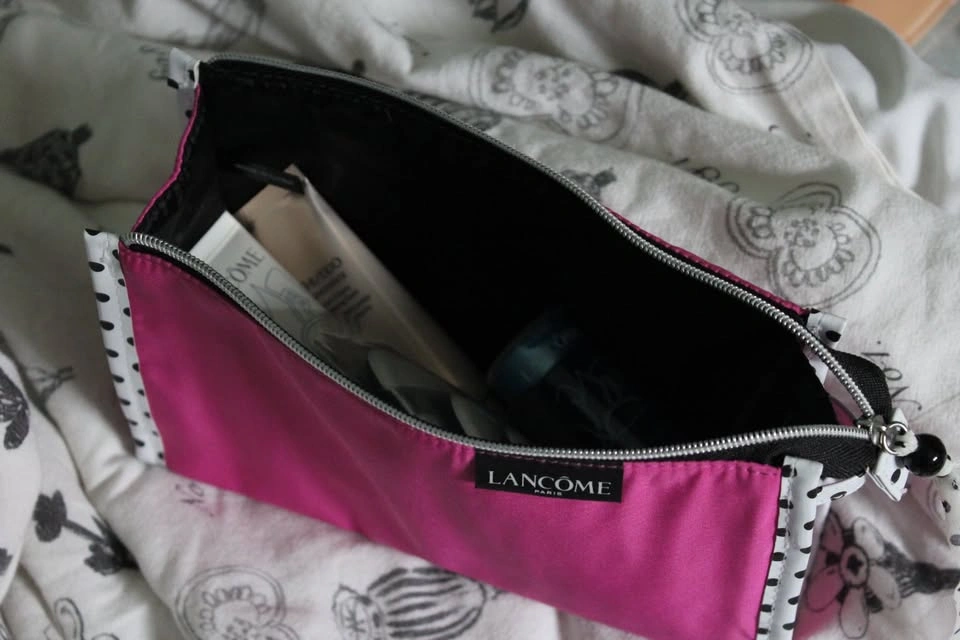 Purple Pink PolkaDot Lancome Paris - photo 2
