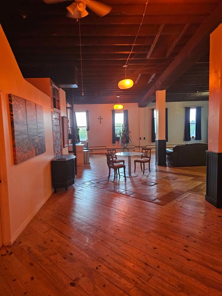 2 bedroom lofty apartment - photo 4