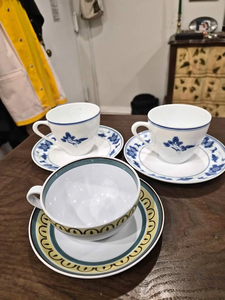 3 tea cups