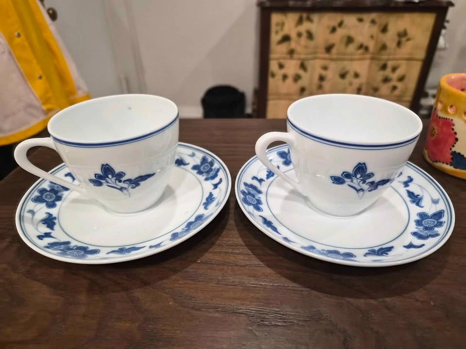 3 tea cups - photo 2
