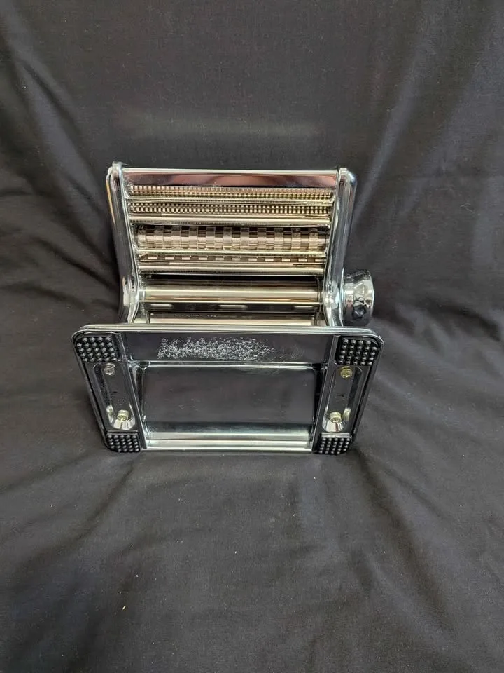 Vintage OMC Pasta Maker image indicator(5)
