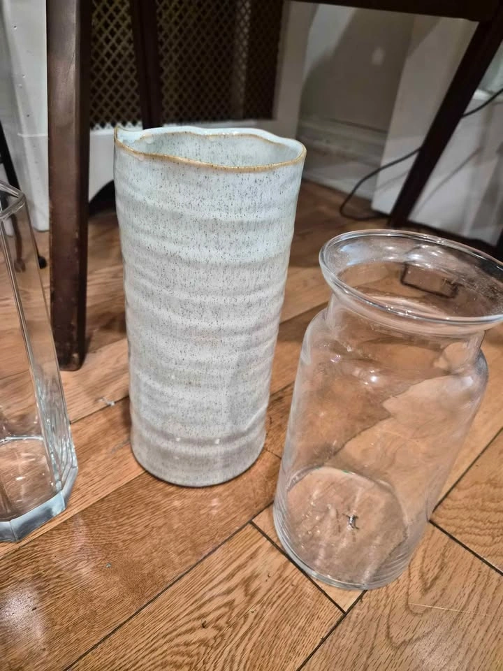 Vases and Planter $3 each!! - photo 4