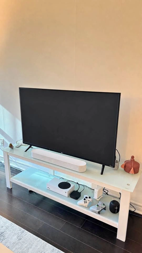 White Metal and Glass TV Stand / Media Console