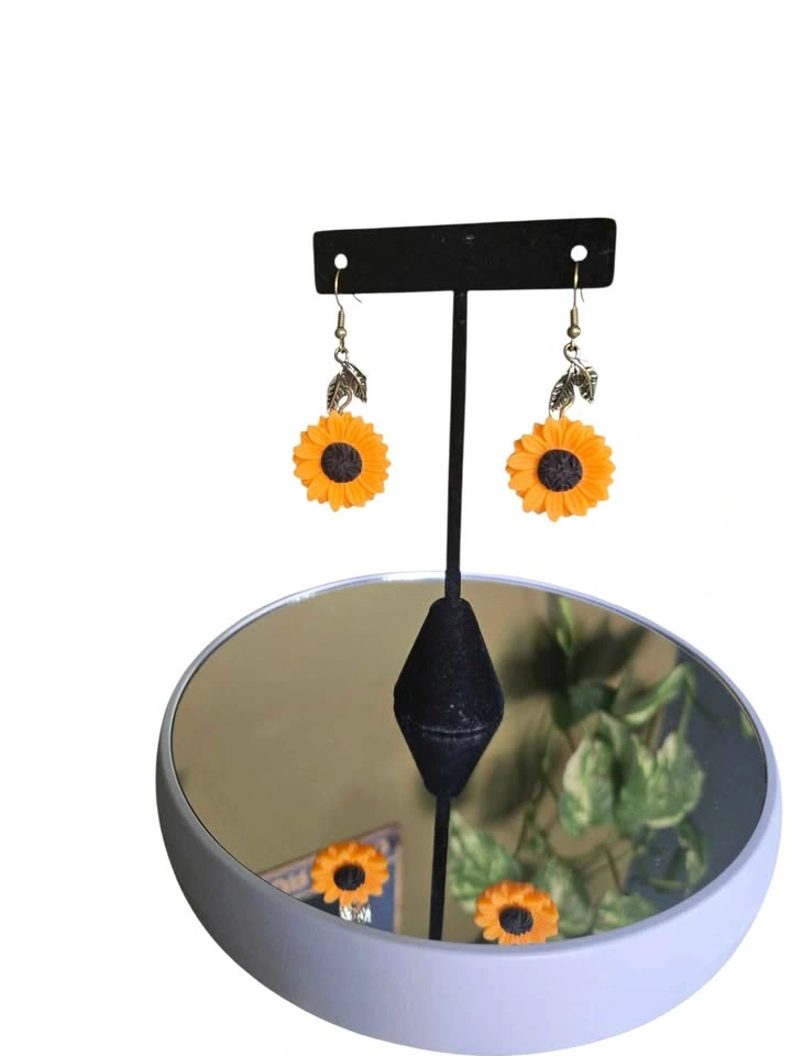 Sunflower Dangle Earrings Handmade Resin Flower Jewelry - photo 4