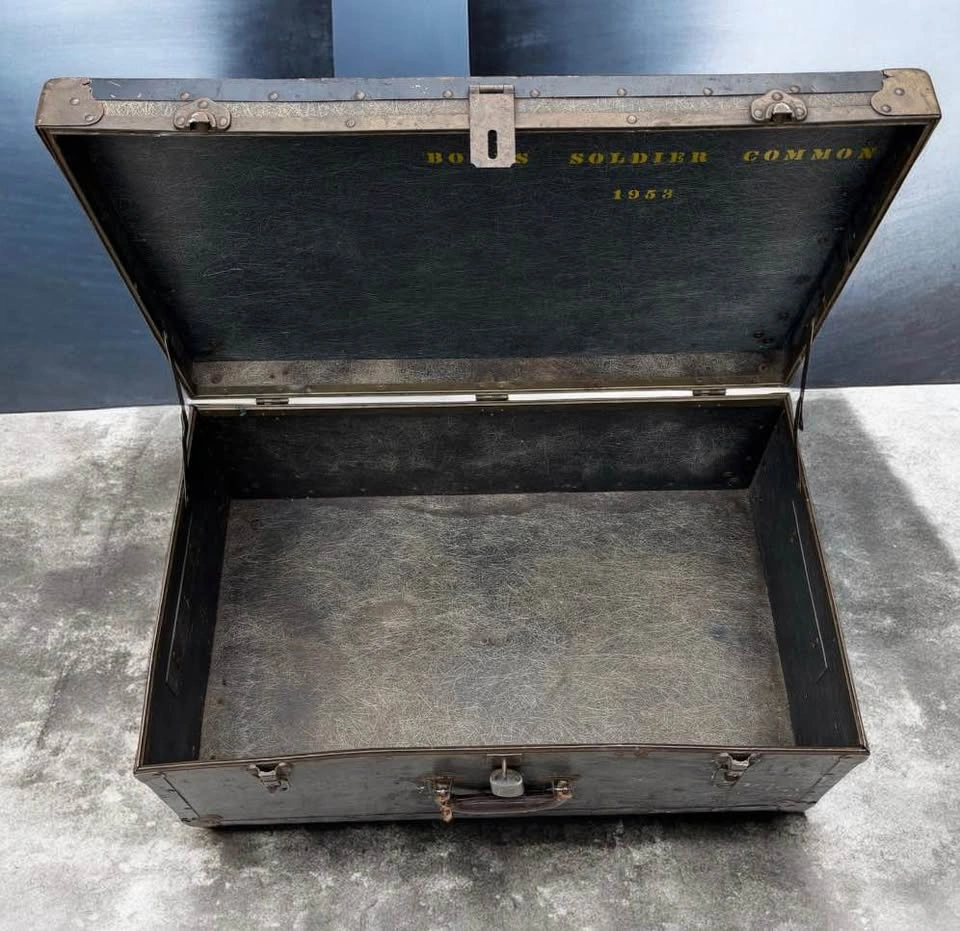 Vintage 1953 Metal Bound Soldier Storage Trunk - photo 2