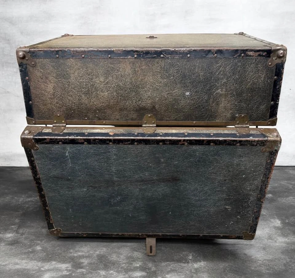Vintage 1953 Metal Bound Soldier Storage Trunk - photo 5