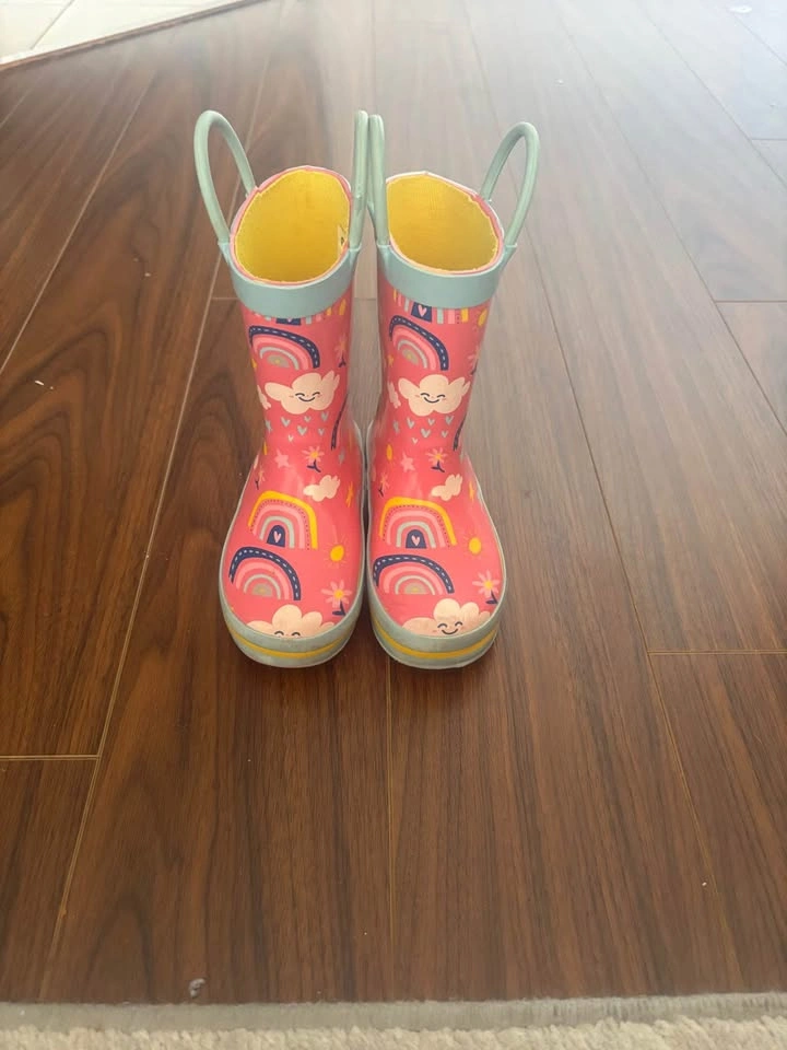 Toddler Rain Boots - Size 6 - photo 3