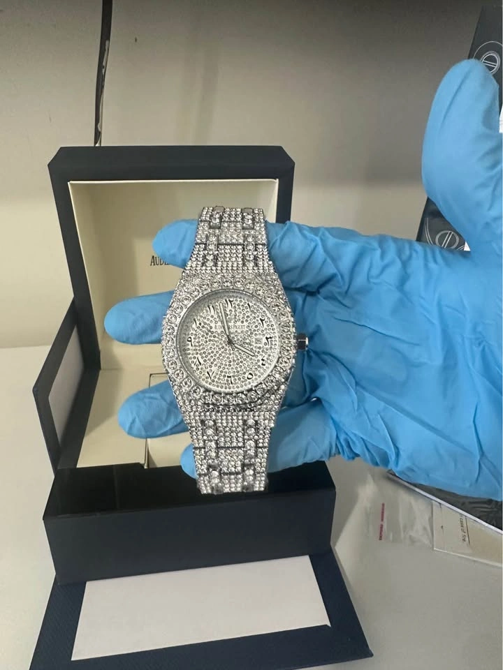 AP Watch - photo 2