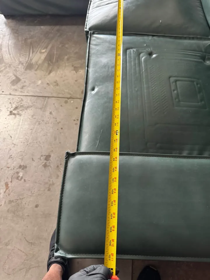 3pc Leather Sectional image indicator(4)