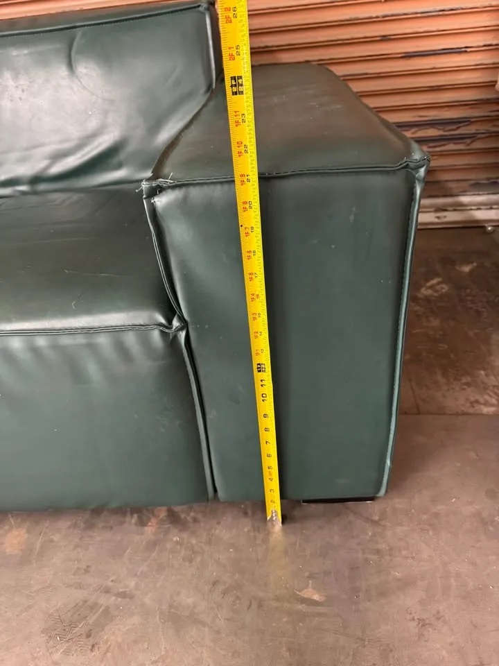 3pc Leather Sectional image indicator(7)