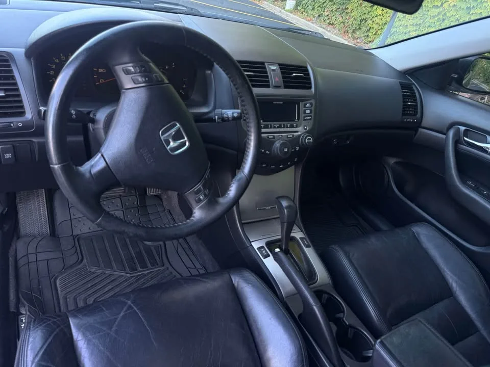 2006 Honda Accord EX Coupe 2D image indicator(5)